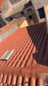 image réparation de toiture après